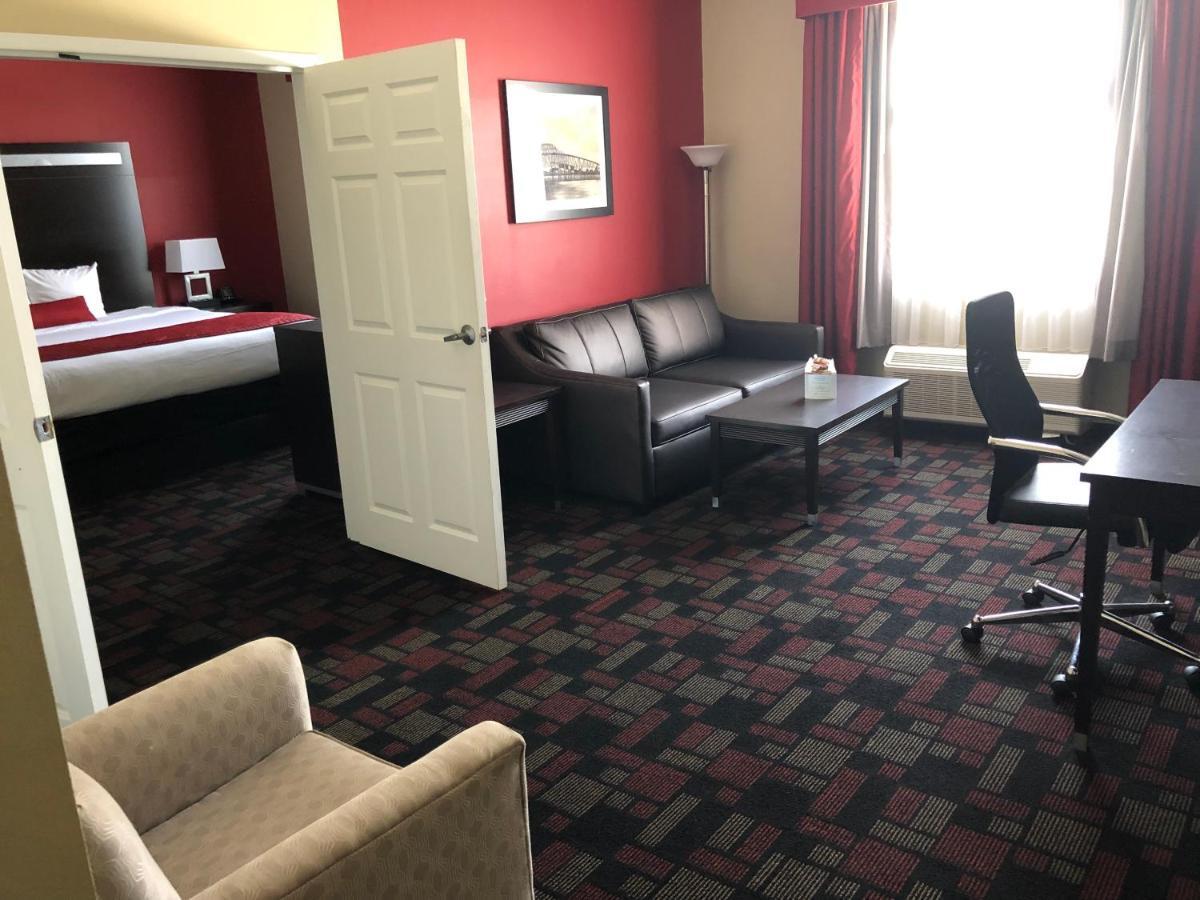 Wingate By Wyndham Lake Charles Casino Area Екстер'єр фото